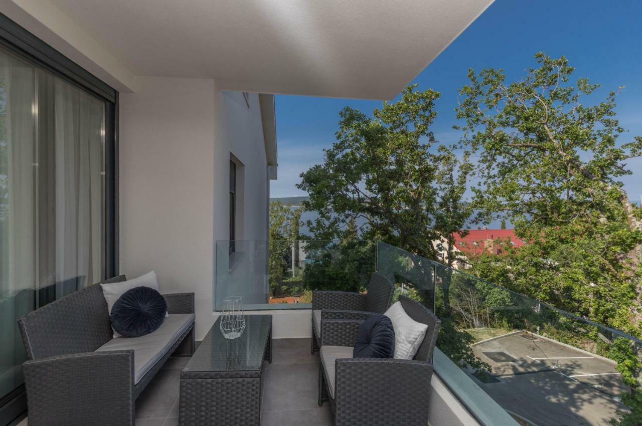 Apartments Ines Selce Esterno foto
